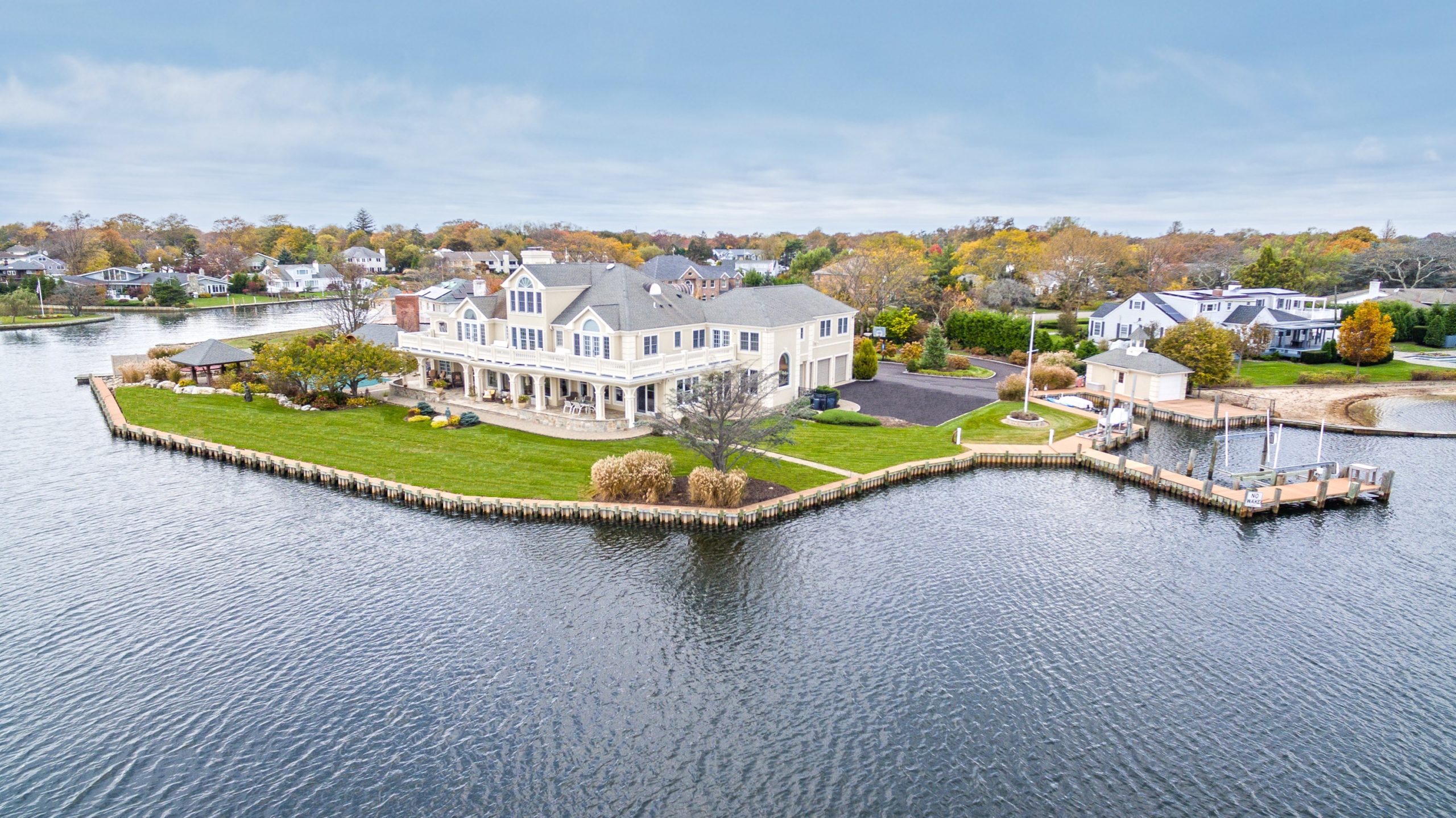 is-it-expensive-to-live-on-long-island